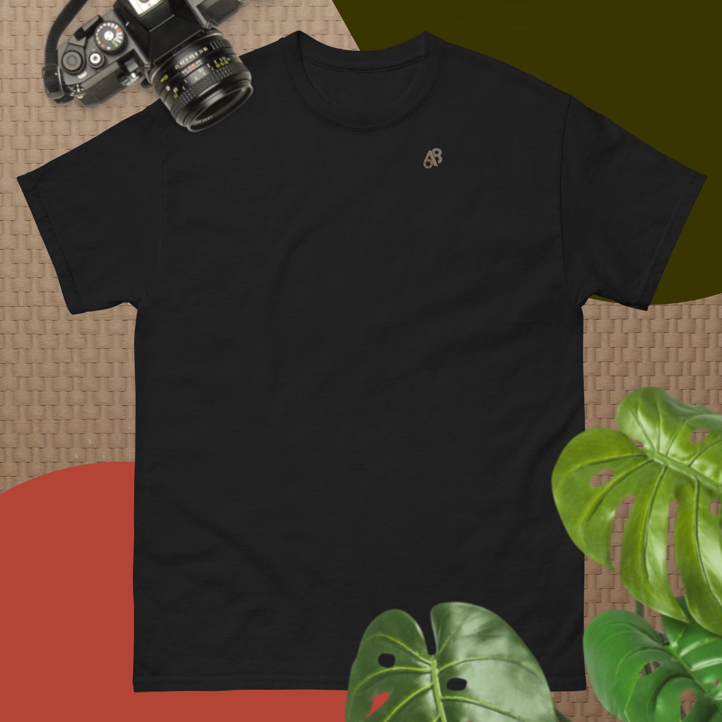 Black "Guadalmedina"  classic tee